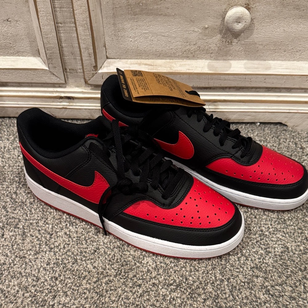 Nike Court Vision lo next nature BRED